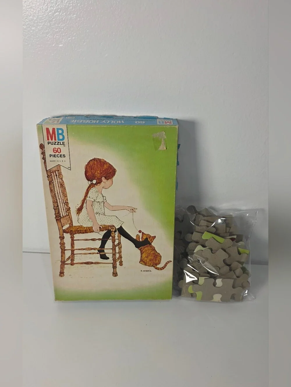 American Greetings good used